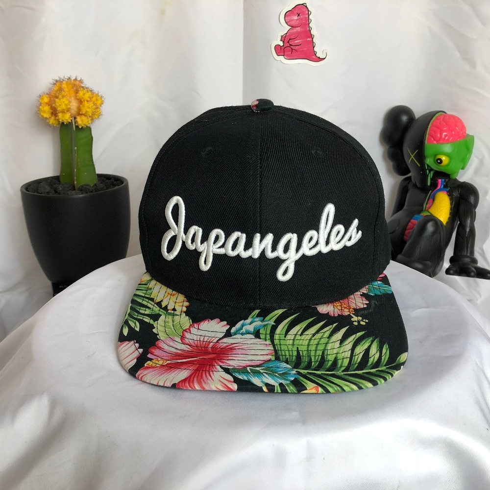 Japangeles snap back